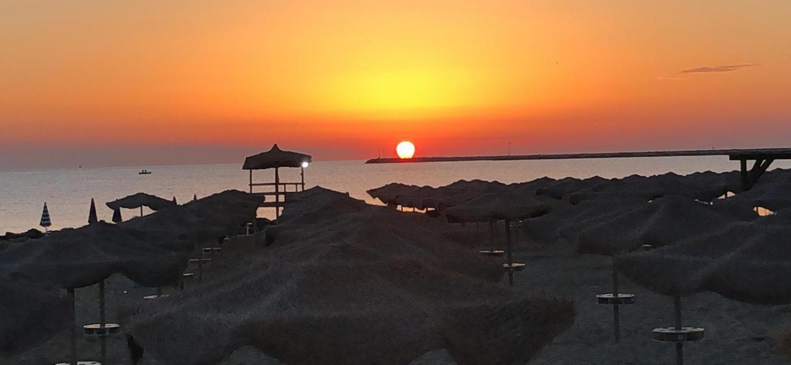 Villaggio Turistico La Baia Degli Angeli Margherita Di Savoia Ngoại thất bức ảnh